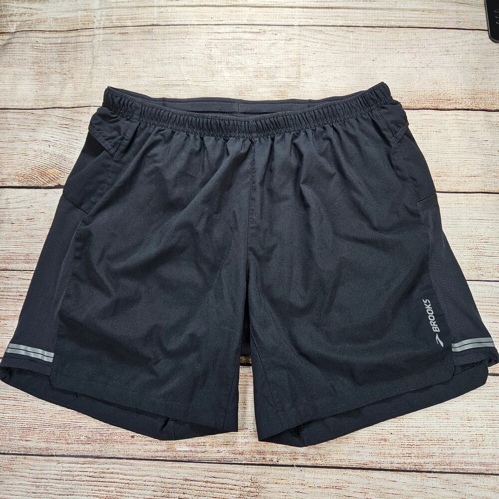 BROOKS Men's Black Medium Running Athletic Shorts Mesh Reflective